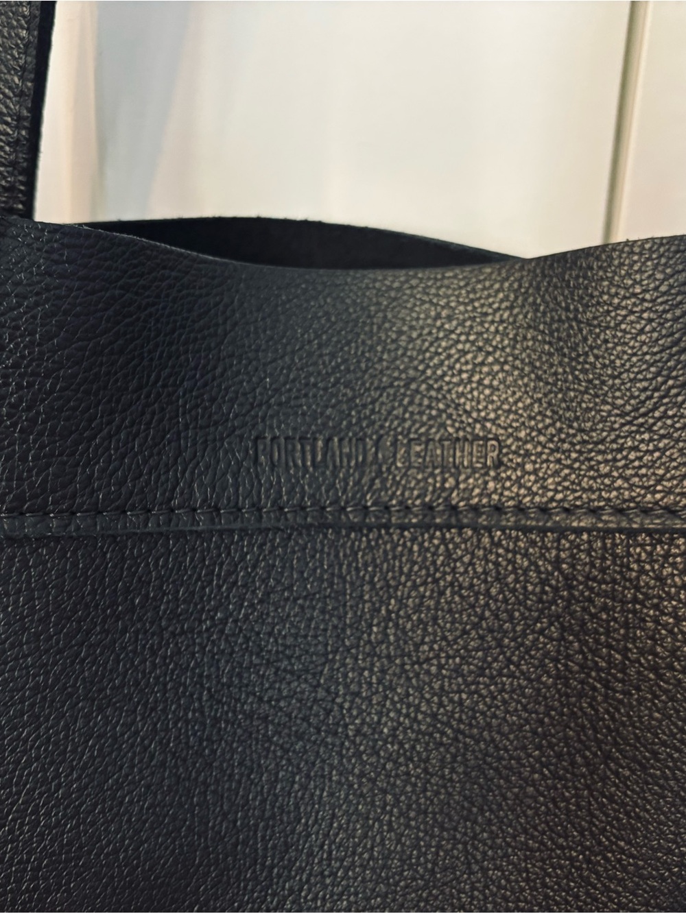 Montana Tote Portland Leather Goods medium - Picture 3 of 5